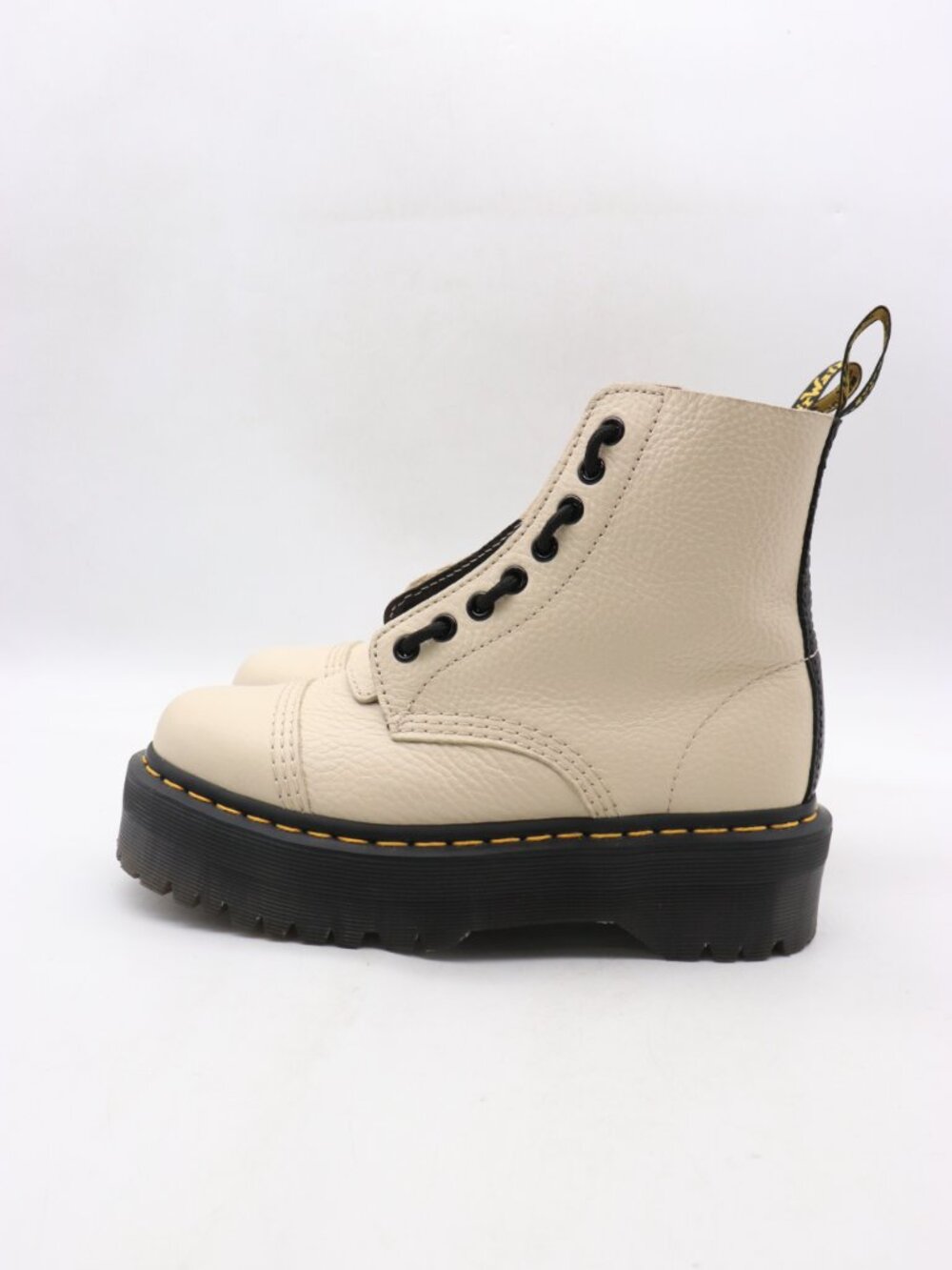 Doc Dr Martens Sinclair Women’s 7 Cream Milled Napa Leather Platform Zip Front